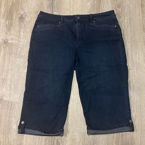 Gloria Vanderbilt Dark Wash Skimmer Denim Blue Jeans Capris.